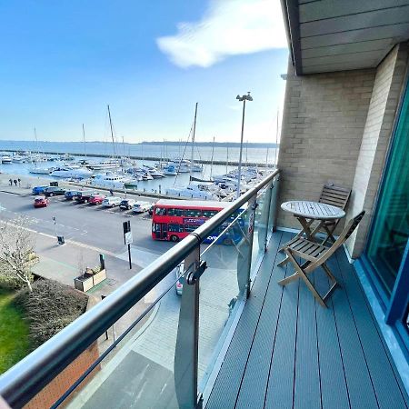 Quay & Sea View Spacious Modern Secure Parking Apartment Poole Exterior photo